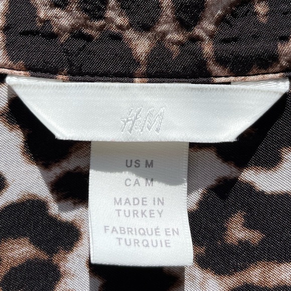 H&M leopard print top size medium - Picture 4 of 16